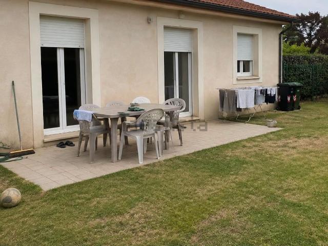 Villetta indipendente in affitto di 95 m² in Via Castel Latino