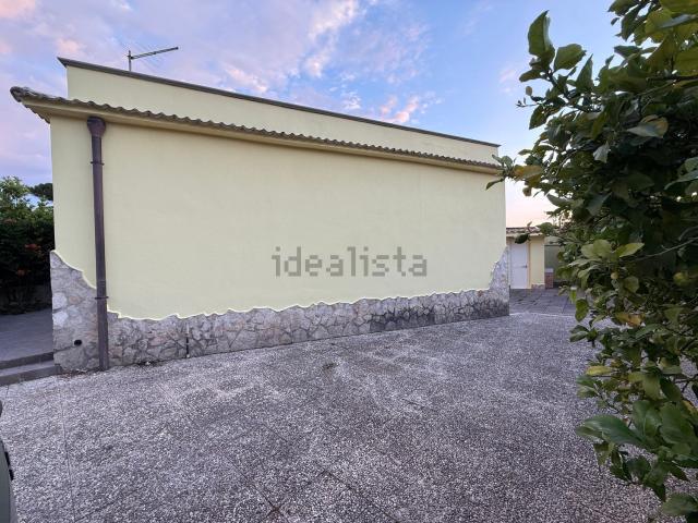 Villetta indipendente in affitto di 100 m² in Via della Cometa