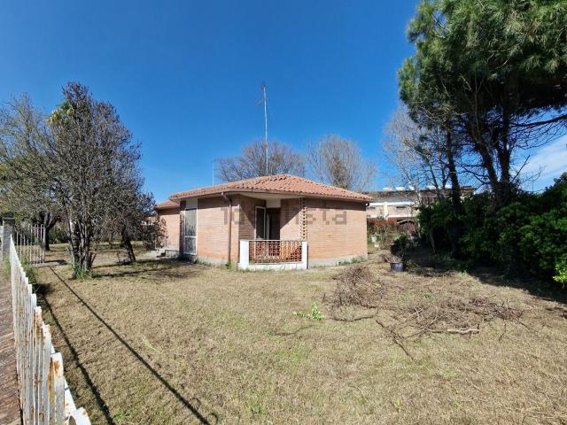 Villetta indipendente in affitto di 100 m² in Viale Norvegia, 6