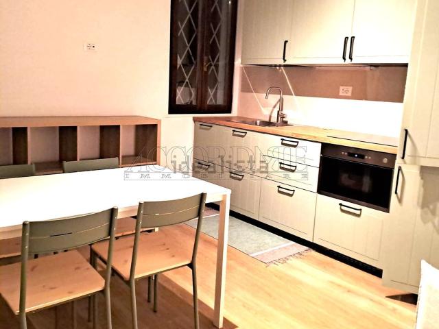 Villetta indipendente in affitto di 110 m²