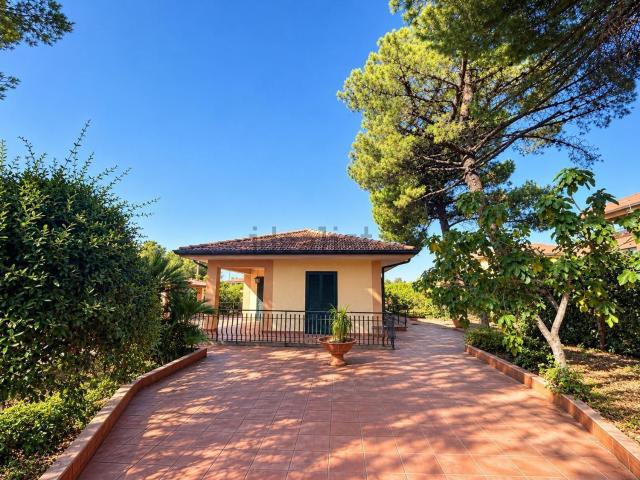 Villetta indipendente in affitto di 110 m² in Via Milazzo, 4