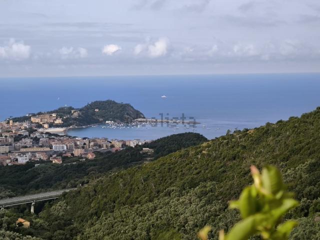 Villetta indipendente in affitto di 110 m² in Via per Costa Rossa