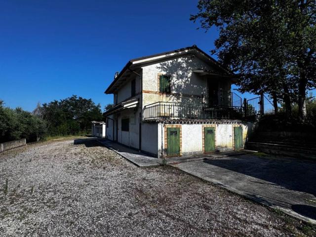 Villetta indipendente in affitto di 120 m²