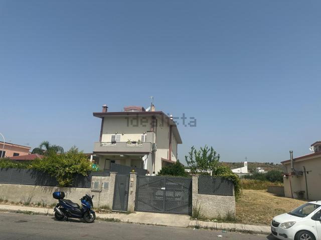 Villetta indipendente in affitto di 120 m² in Via Carlo Pisacane, 1