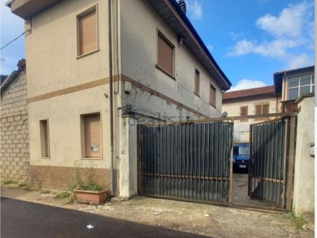 Villetta indipendente in affitto di 124 m² in Via degli Appennini, 30