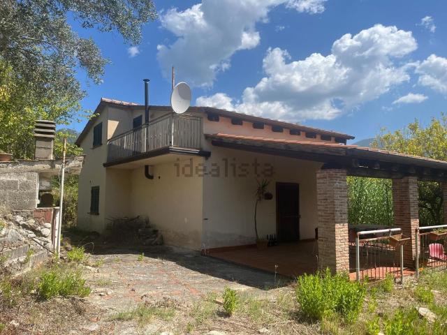 Villetta indipendente in affitto di 128 m²