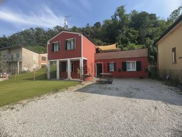 Villetta indipendente in affitto di 130 m² in Via Cengolina