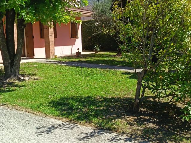 Villetta indipendente in affitto di 130 m² in Vicolo O. Palme