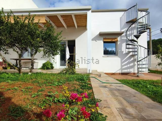 Villetta indipendente in affitto di 130 m² in Contrada Dammusello