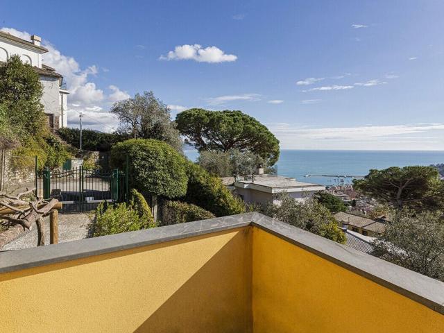 Villetta indipendente in affitto di 140 m² in Viale Privato Sereno