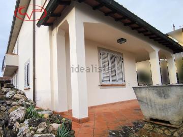 Villetta indipendente in affitto di 150 m² in Via Roma