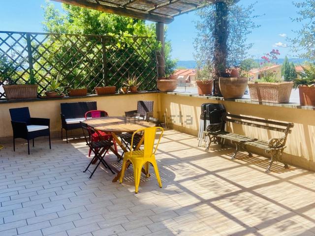 Villetta indipendente in affitto di 150 m² in Viale Nicola Colesanti