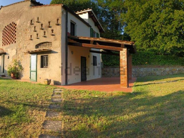 Villetta indipendente in affitto di 153 m²