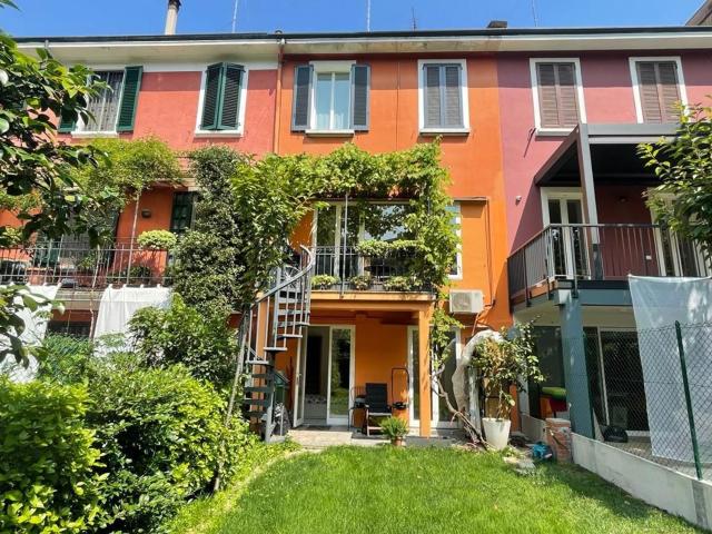 Villetta indipendente in affitto di 160 m² in Via giuseppe Colombo, 29