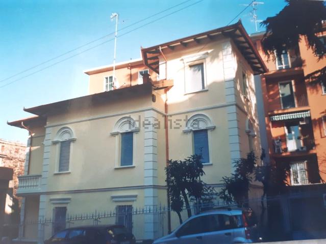 Villetta indipendente in affitto di 165 m² in Via Malta