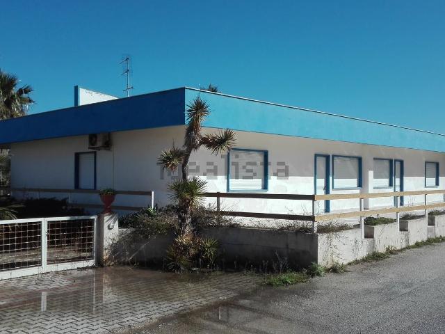 Villetta indipendente in affitto di 180 m² in Via Calipso