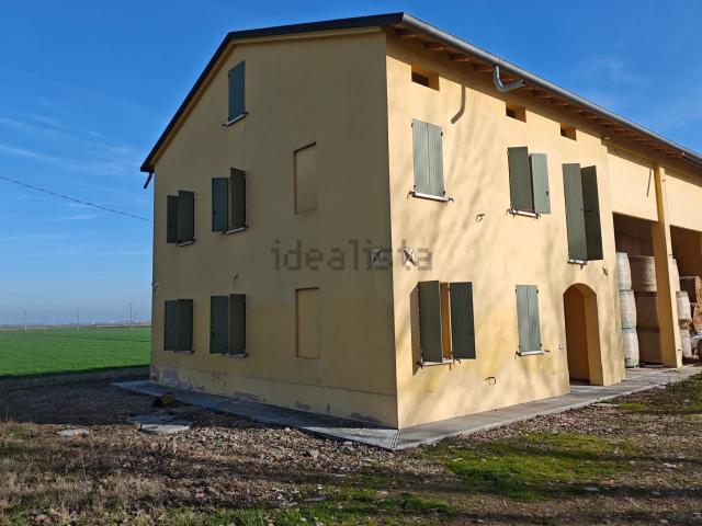 Villetta indipendente in affitto di 200 m² in Via delle Valli, 221