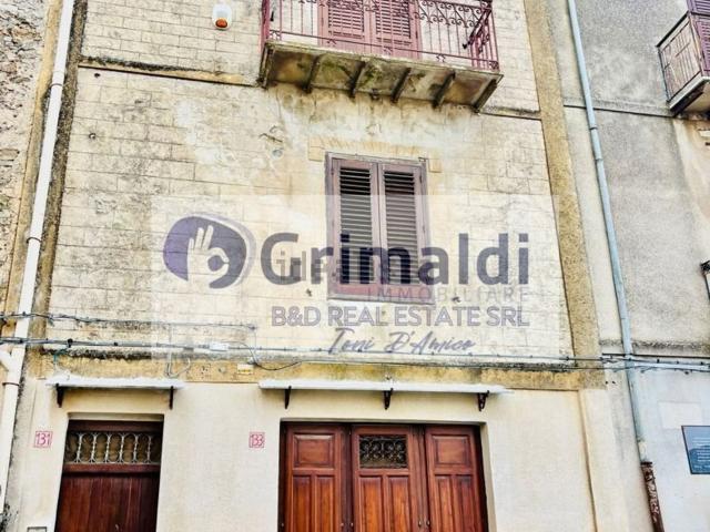 Villetta indipendente in affitto di 211 m² in Via Giuseppe Garibaldi, 131