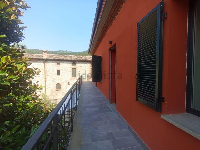 Villetta indipendente in affitto di 230 m²