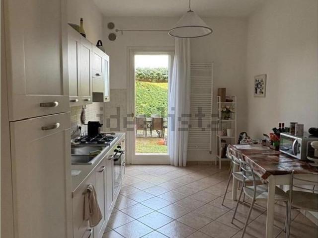 Villetta indipendente in affitto di 230 m²