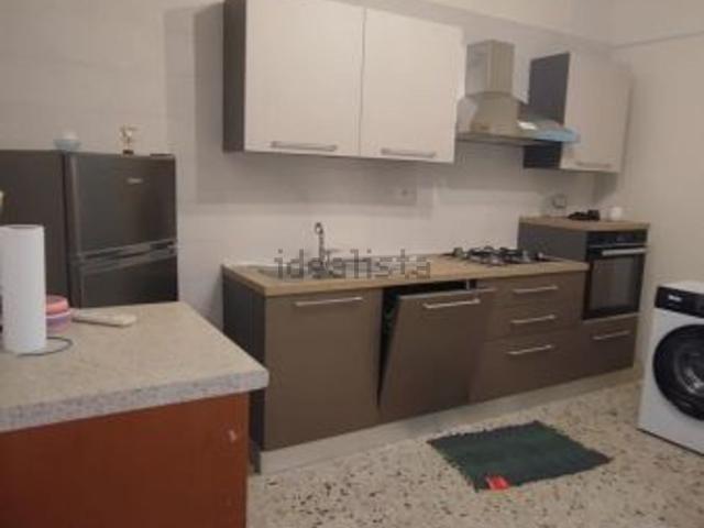Villetta indipendente in affitto di 250 m²