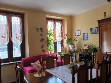 Villetta indipendente in affitto di 250 m² in Via Casariglio