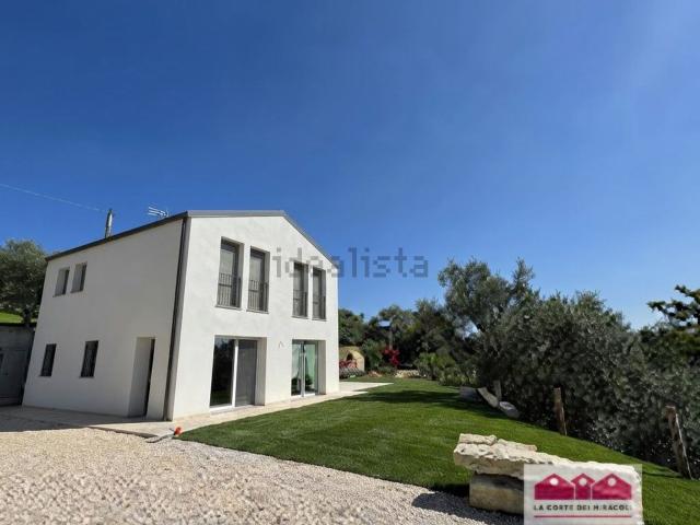 Villetta indipendente in affitto di 267 m² in Via San Donato, 4
