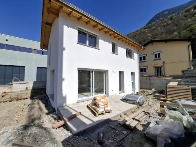 Villetta indipendente in prossima edificazione a Cadenazzo in nuovo complesso residenziale