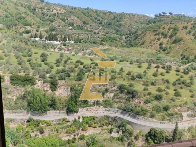 Villetta a schiera in vendita di 43 m² in Via Annunziata