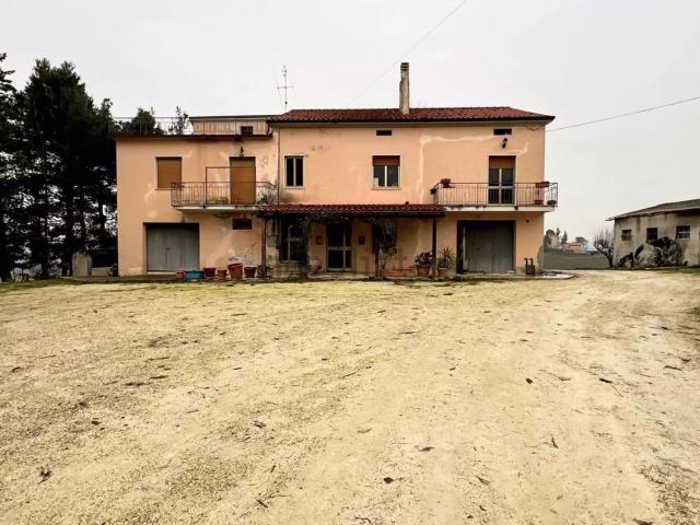 Villetta indipendente in vendita di 4000 m²