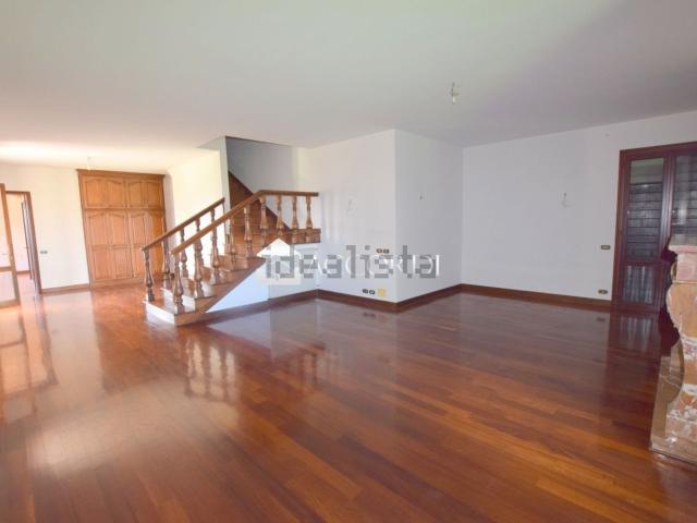 Villetta indipendente in vendita di 400 m²