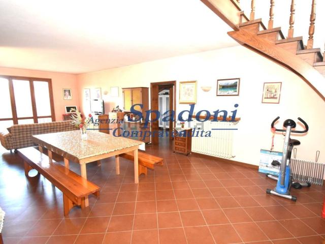 Villetta indipendente in vendita di 400 m²