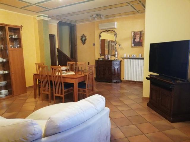 Villetta indipendente in vendita di 400 m²