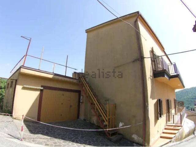 Villetta indipendente in vendita di 400 m² in Via Collemacchia