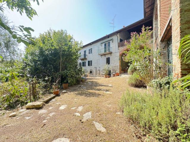 Villetta indipendente in vendita di 400 m² in Via Cavour