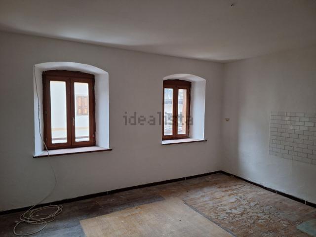 Villetta indipendente in vendita di 400 m² in Via Cella, 22