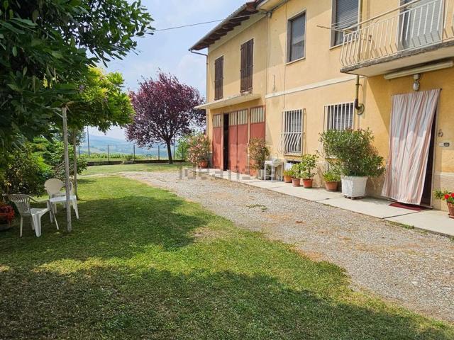 Villetta indipendente in vendita di 400 m² in Via Cella Monte, 3