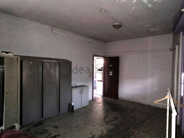 Villetta indipendente in vendita di 400 m² in Via Cesare Battisti, 2
