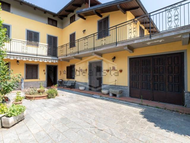 Villetta indipendente in vendita di 400 m² in Via A.Andreis, 9