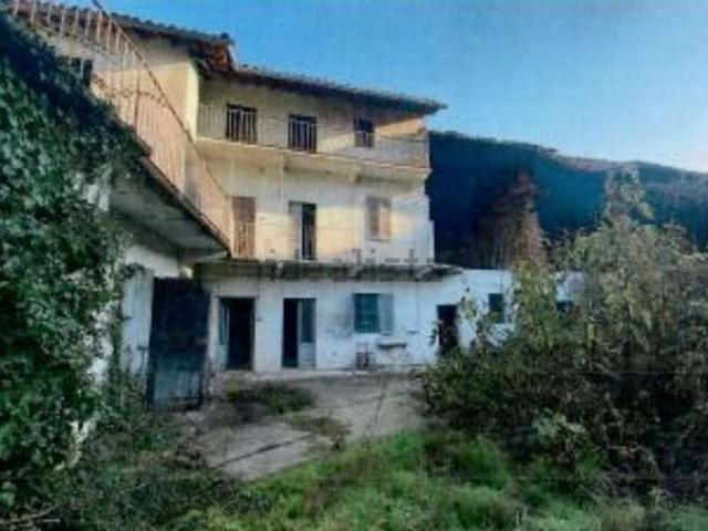 Villetta indipendente in vendita di 400 m² in Via G. B. Gambaro, 2