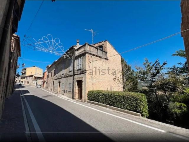 Villetta indipendente in vendita di 400 m² in Via Giuseppe Garibaldi