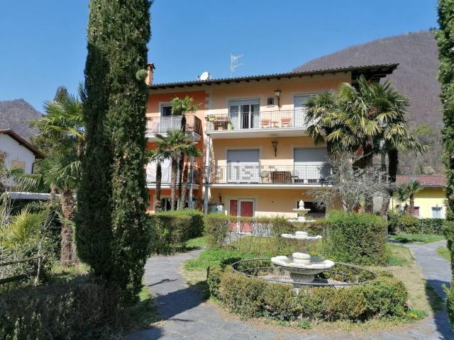 Villetta indipendente in vendita di 400 m² in Via Giustino Allioli, 12