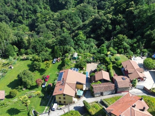 Villetta indipendente in vendita di 400 m² in Via Giorgetti, 29