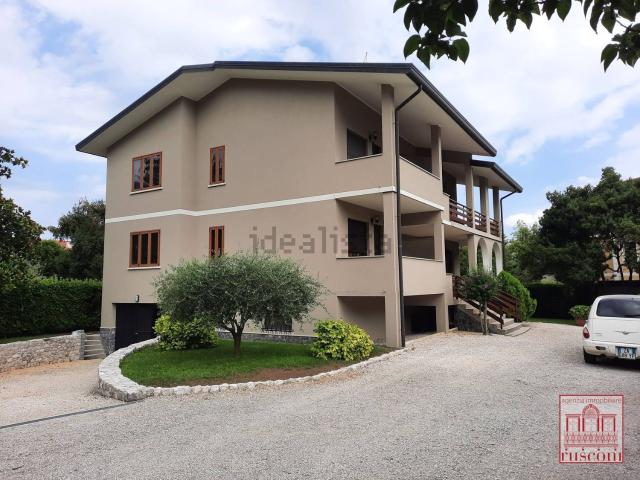 Villetta indipendente in vendita di 400 m² in Via dell&apos Omo, 71