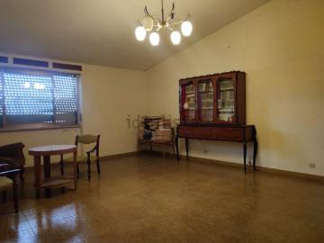 Villetta indipendente in vendita di 400 m² in Via E. D&apos Arborea