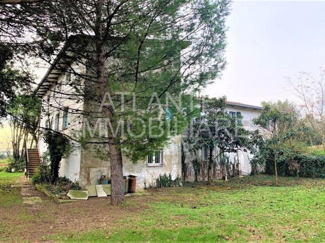 Villetta indipendente in vendita di 400 m² in Via Fontacce