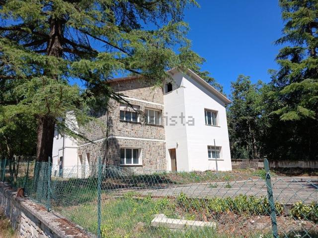 Villetta indipendente in vendita di 400 m² in Via Francesco Lolli, 28
