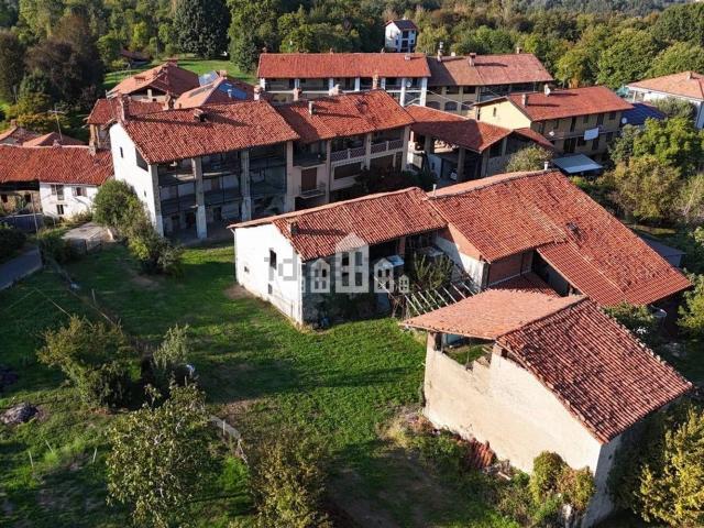Villetta indipendente in vendita di 400 m² in Via Ivrea, 16