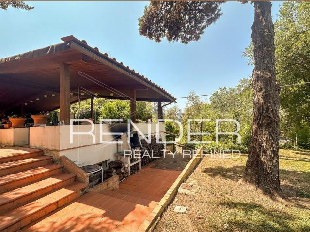 Villetta indipendente in vendita di 600 m² in Via Lilliano e Meoli, 21