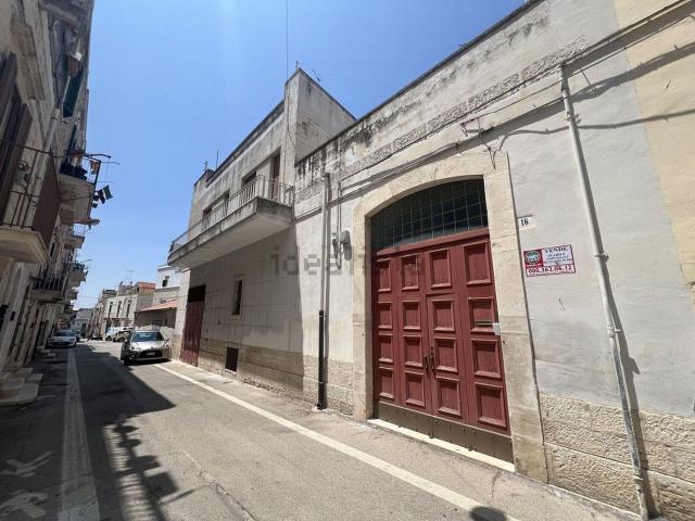 Villetta indipendente in vendita di 400 m² in Via Moele